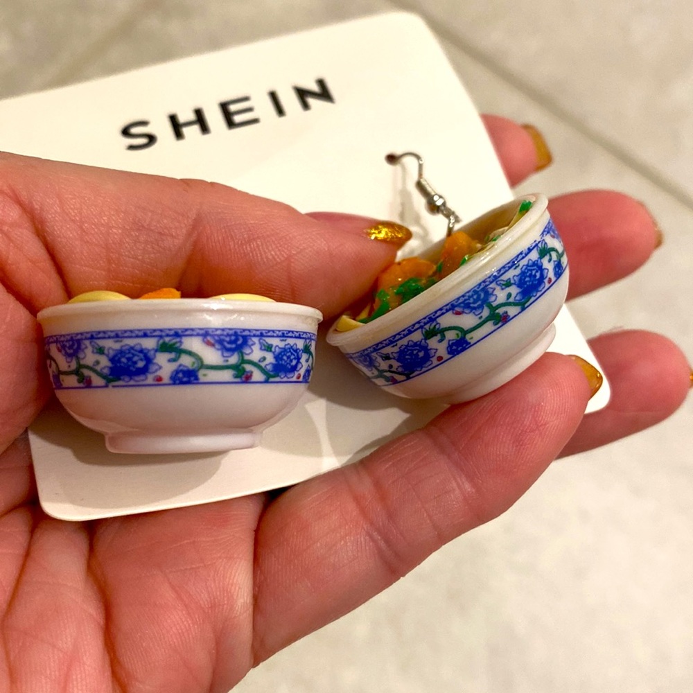 Pho 🍜 bowl earrings! - Picture 7 of 9